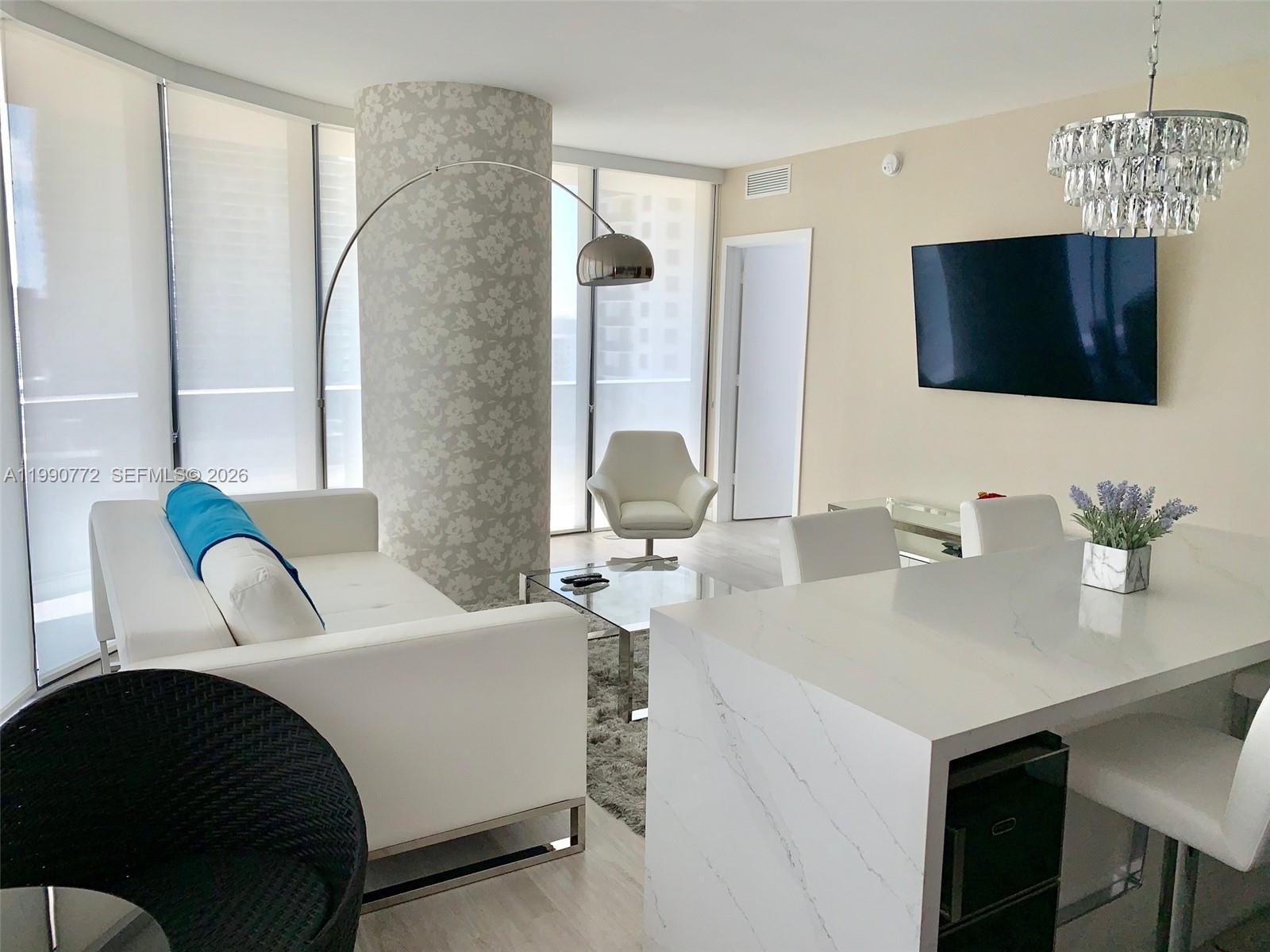 55 Southwest 9th Street, Unit 2003 Miami, FL 33130 - Photo 4 of 10