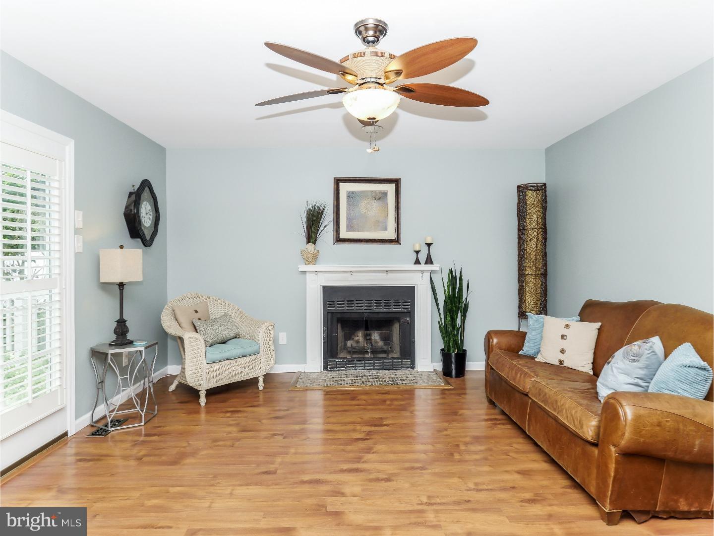 1371 Chase Road Newtown, PA 18940 - Photo 7 of 25 Family Room