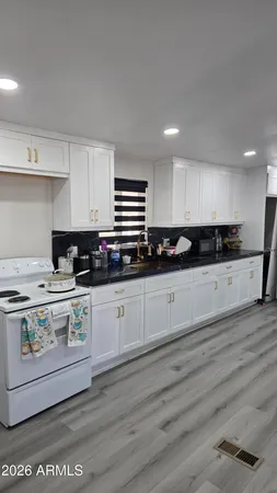 $320,000 | 1105 South Frost Lane, Avondale, AZ 85323