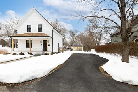 $775,000 | 23 Columbus Avenue, Easton, MA 02356