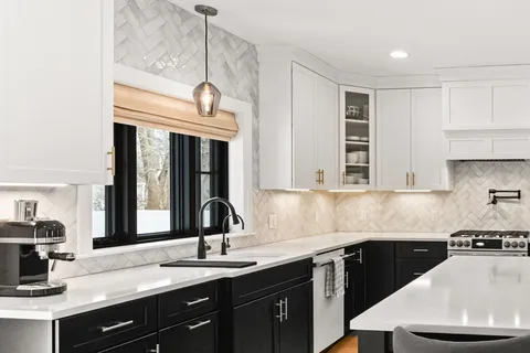 $775,000 | 23 Columbus Avenue, Easton, MA 02356