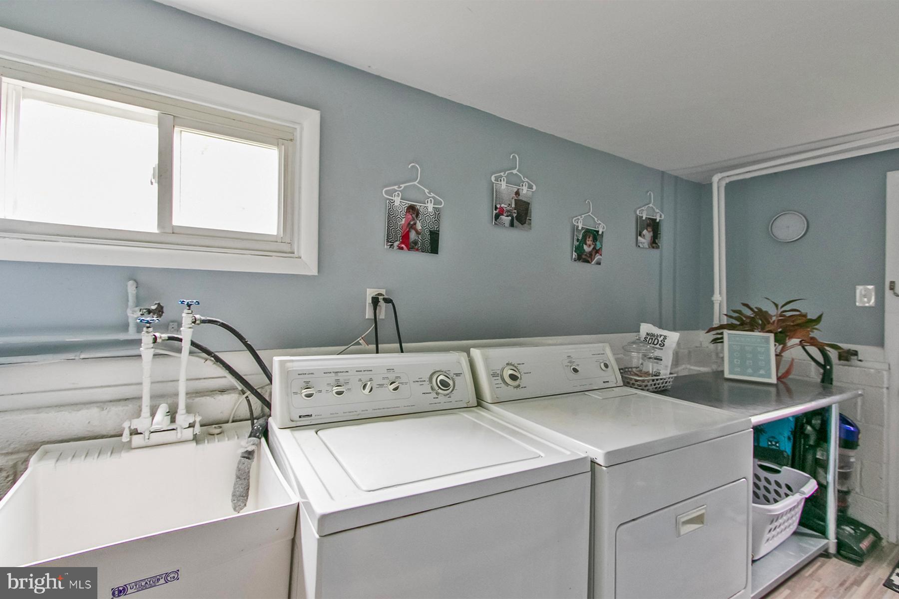 400 King George Road Cherry Hill, NJ 08034 - Photo 20 of 34 Laundry Room/Mud Room