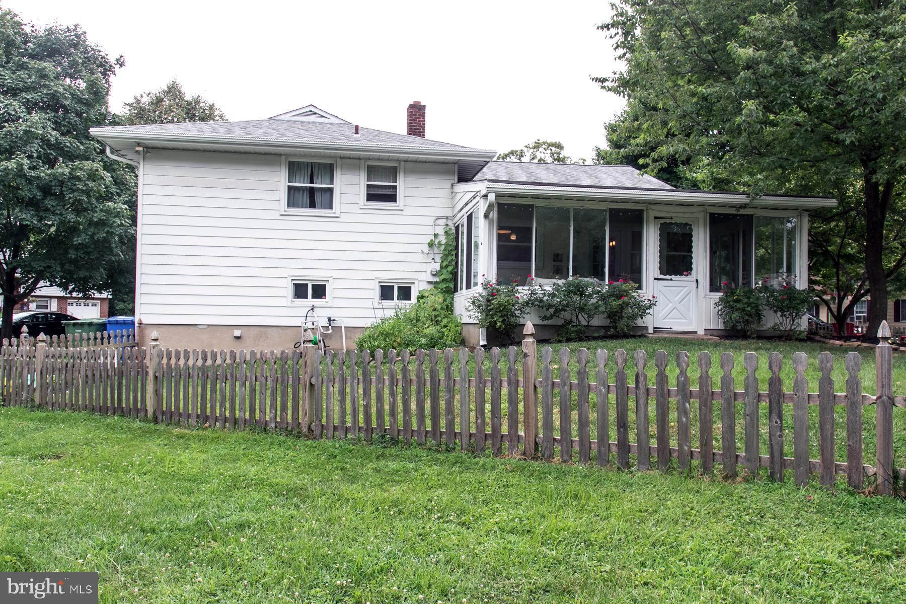 400 King George Road Cherry Hill, NJ 08034 - Photo 28 of 34 Exterior Back - Fenced in yard
