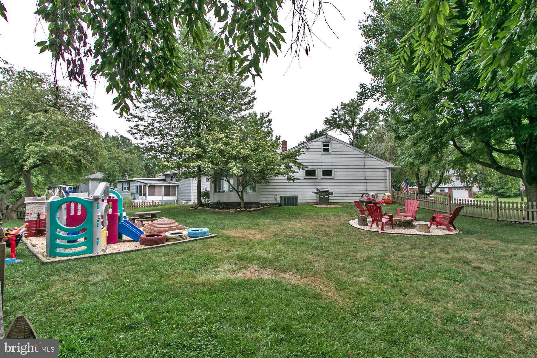 400 King George Road Cherry Hill, NJ 08034 - Photo 30 of 34 Large yard! Corner Property!