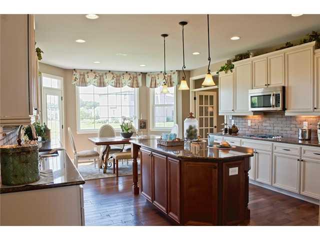 3850 Pelham Road Carmel, IN 46074 - Photo 3 of 11 Gallery Image 3