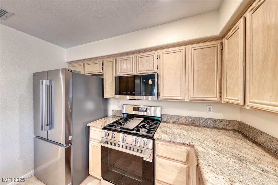 1851 Hillpointe Road, Unit 1811 Henderson, NV 89074 - Photo 14 of 49 Kitchen