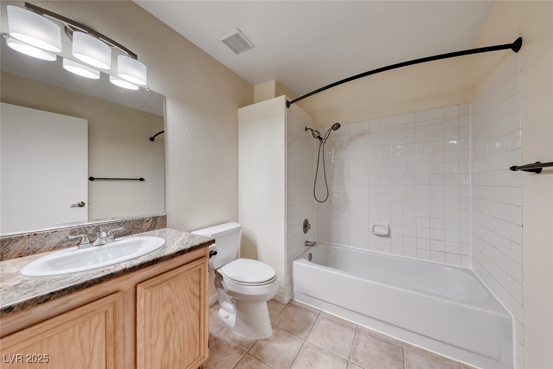 1851 Hillpointe Road, Unit 1811 Henderson, NV 89074 - Photo 28 of 49 bathroom with tub/shower combo