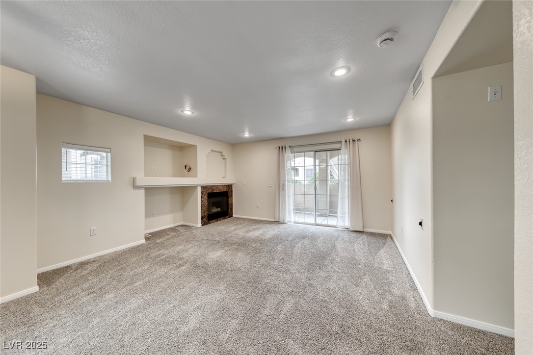 1851 Hillpointe Road, Unit 1811 Henderson, NV 89074 - Photo 4 of 49 Living room