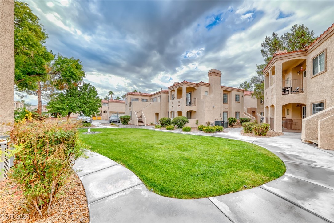 1851 Hillpointe Road, Unit 1811 Henderson, NV 89074 - Photo 46 of 49 Community exterior