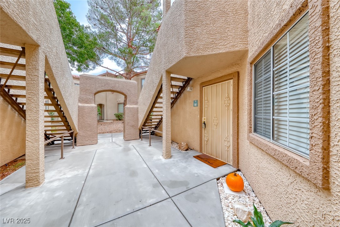 1851 Hillpointe Road, Unit 1811 Henderson, NV 89074 - Photo 48 of 49 Front patio