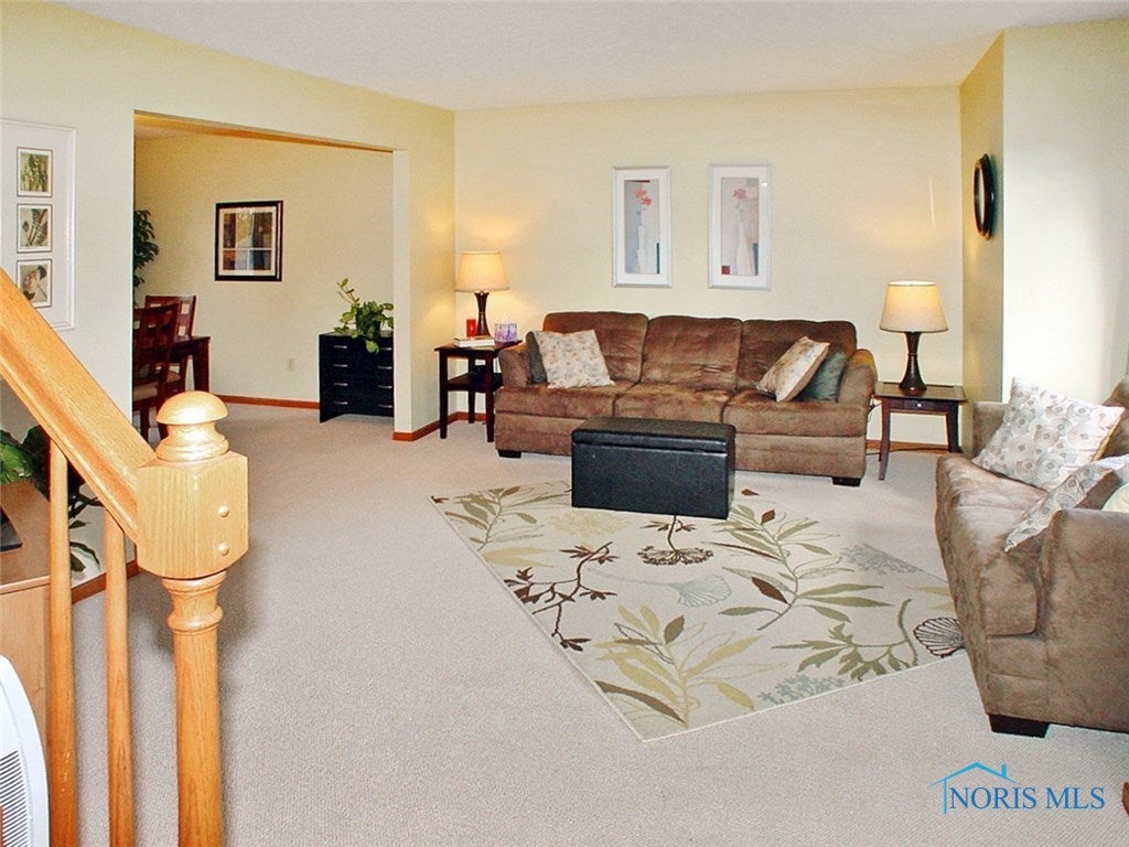 517 Thackeray Road Maumee, OH 43537 - Photo 10 of 23 Gallery Image 10