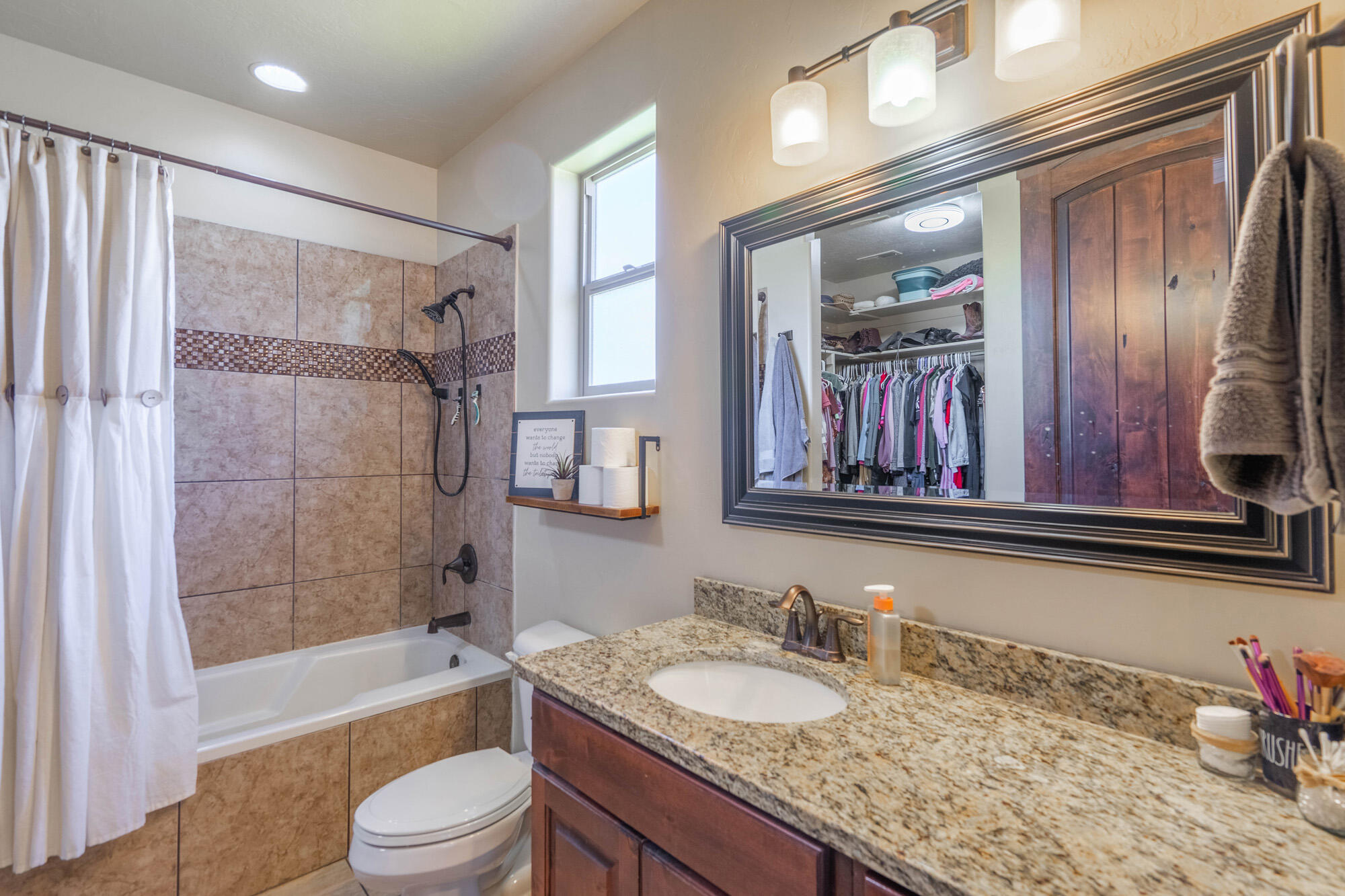 576 Sun Rock Way Washington, UT 84780 - Photo 17 of 26 576 Sun Rock Way-037