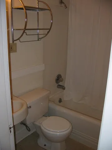 $1,095,000 | 102 Orange Street, Manchester, NH 03104