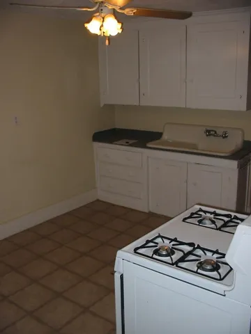 $1,095,000 | 102 Orange Street, Manchester, NH 03104