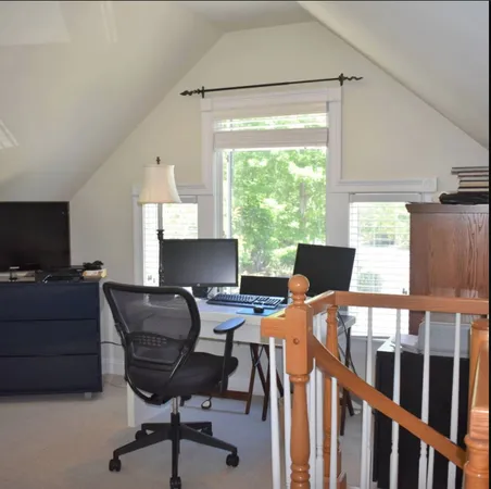 $68,000 | 6 Little Court, East Hampton, NY 11937