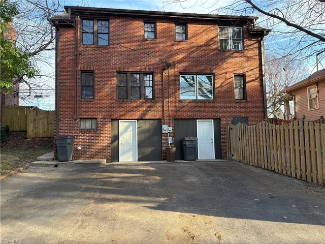 $1,195 | 1110 South Main Street, Reidsville, NC 27320