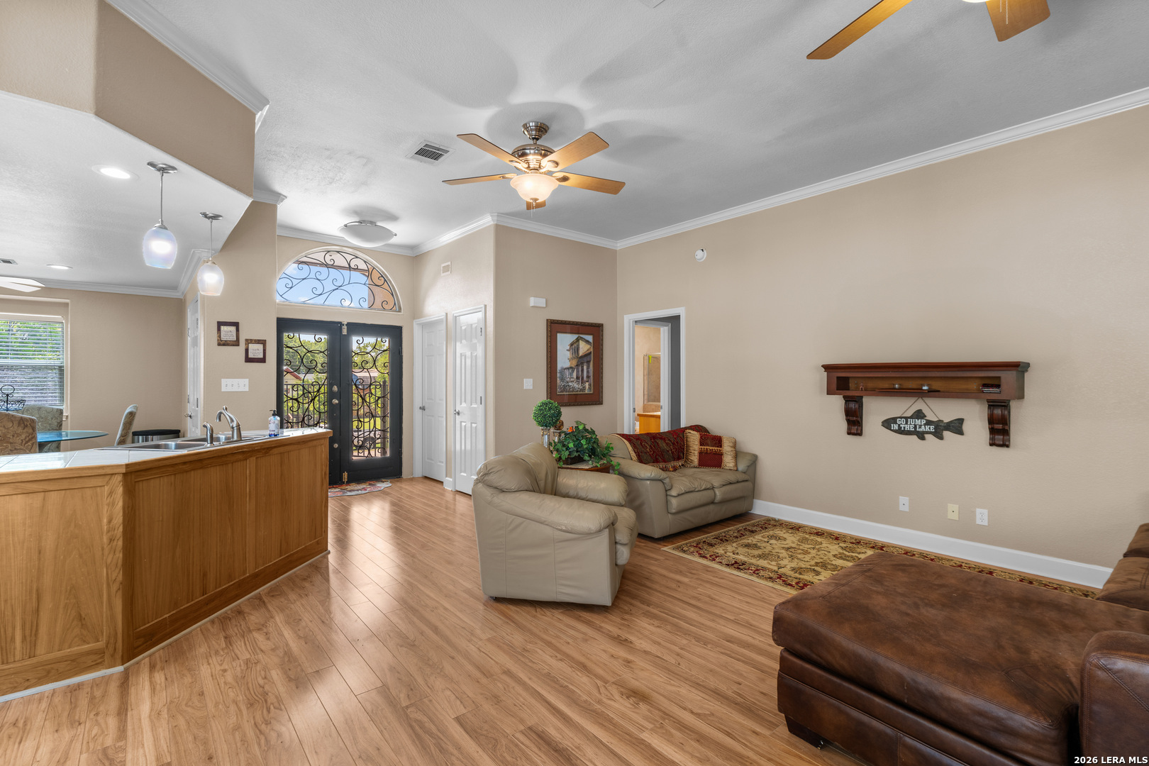 3900 Apache Circle Kingsland, TX 78639 - Photo 23 of 36 a living room with furniture and a wooden floor