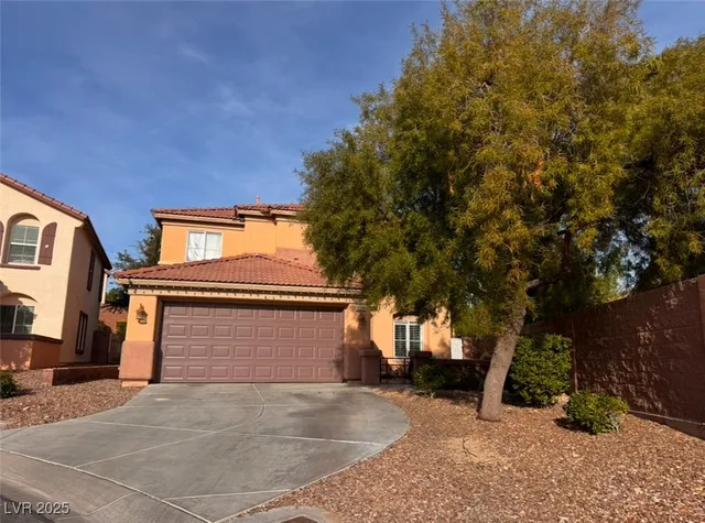 $724,000 | 11560 West Casa Del Mar Court, Las Vegas, NV 89138