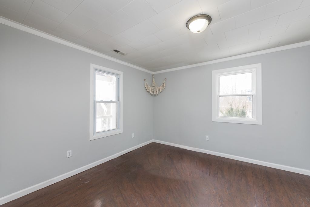 2622 West Hendee Road Waukegan, IL 60087 - Photo 15 of 49 Gallery Image 15