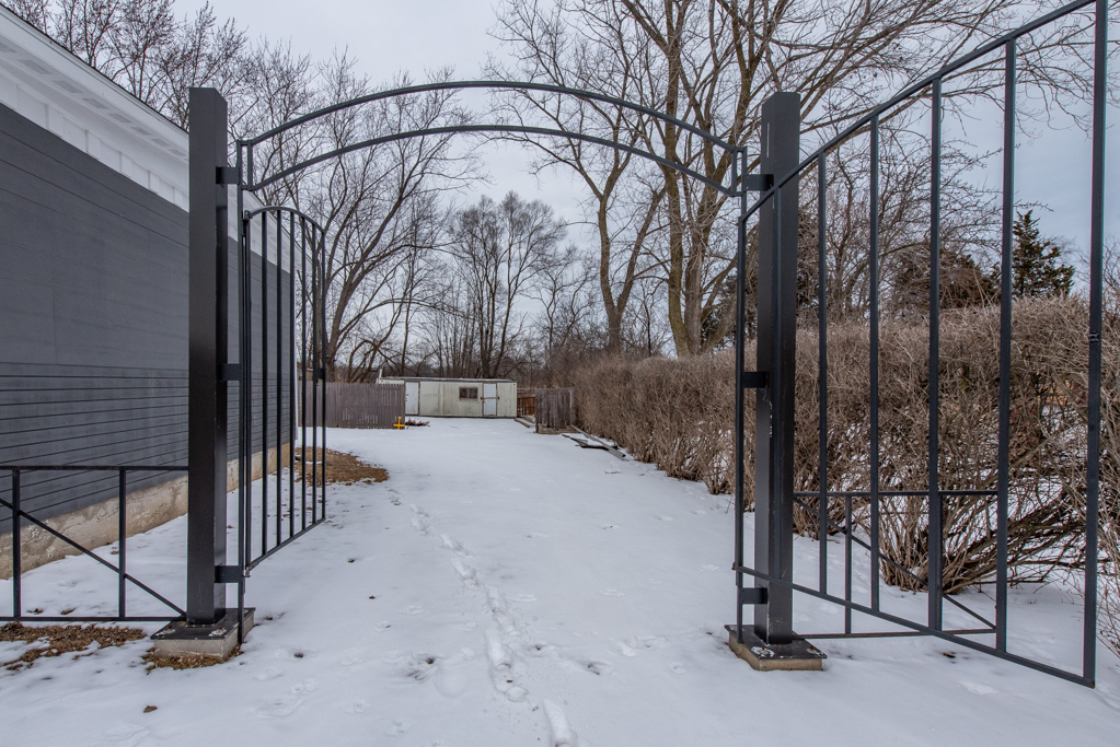 2622 West Hendee Road Waukegan, IL 60087 - Photo 44 of 49 Gallery Image 44