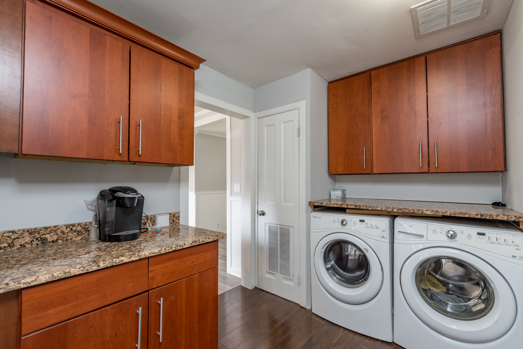 2622 West Hendee Road Waukegan, IL 60087 - Photo 10 of 49 Gallery Image 10