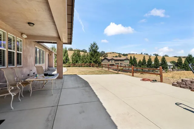 $699,500 | 9341 Foxy Court, Patterson, CA 95363