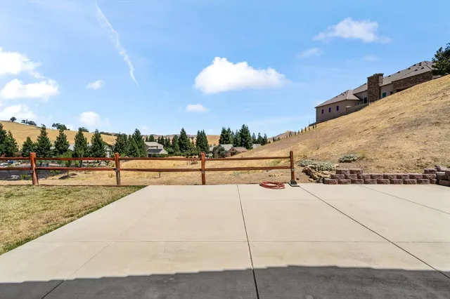 $699,500 | 9341 Foxy Court, Patterson, CA 95363