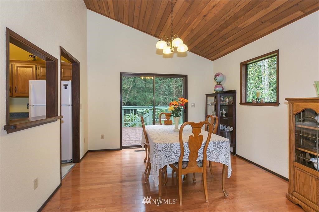 11637 Southeast Black Road Olalla, WA 98359 - Photo 13 of 25 Gallery Image 13