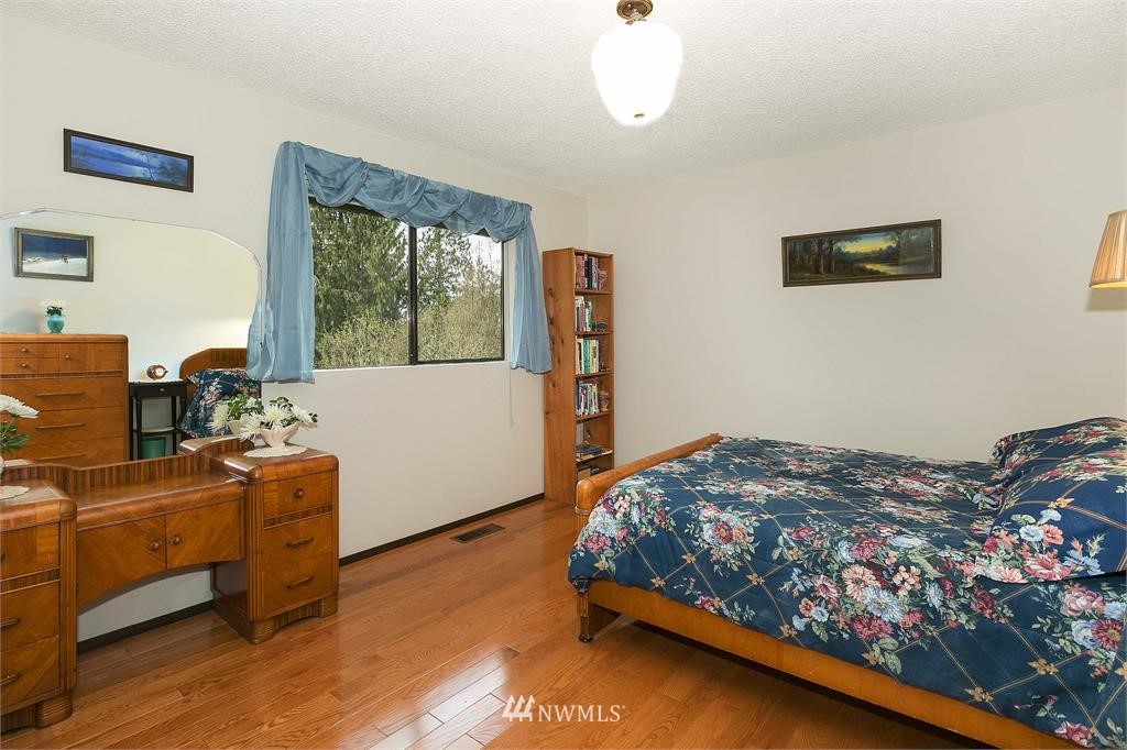 11637 Southeast Black Road Olalla, WA 98359 - Photo 18 of 25 Gallery Image 18