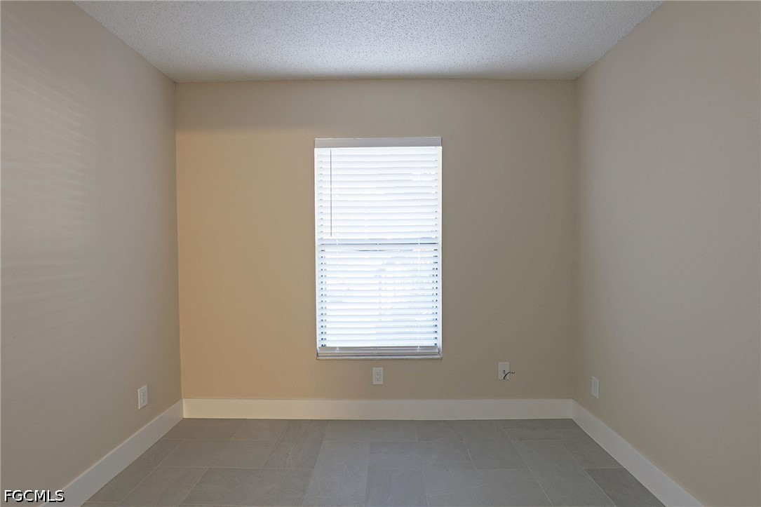 5331 Summerlin Road, Unit 3102 Fort Myers, FL 33919 - Photo 8 of 13 Gallery Image 8