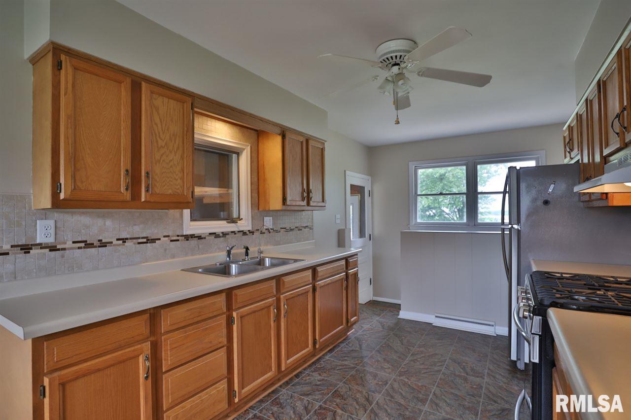 19245 Springfield Road Groveland, IL 61535 - Photo 7 of 29