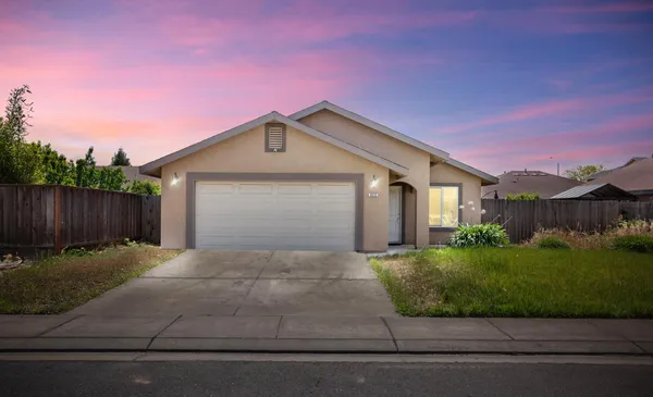 $399,950 | 6573 Hastings Drive, Winton, CA 95388