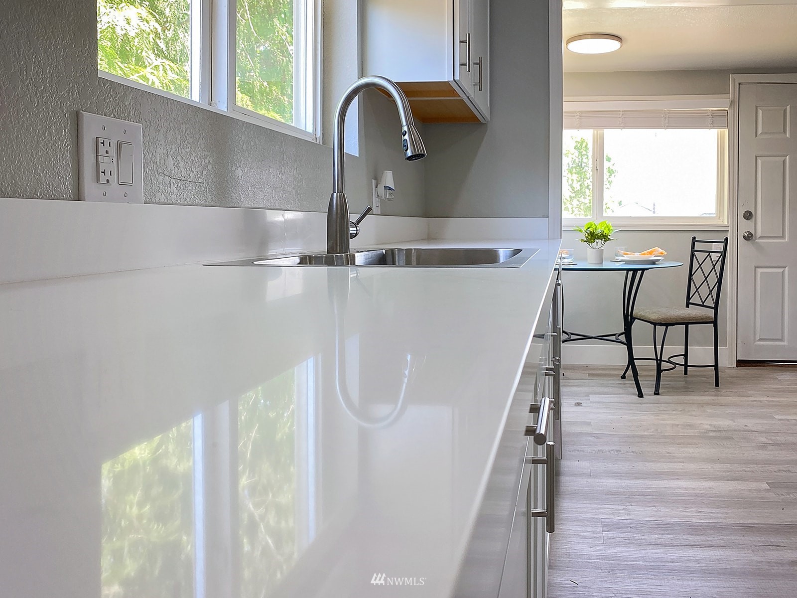 1005 9th Street Southwest Puyallup, WA 98371 - Photo 14 of 40 a view of dining room with furniture and window