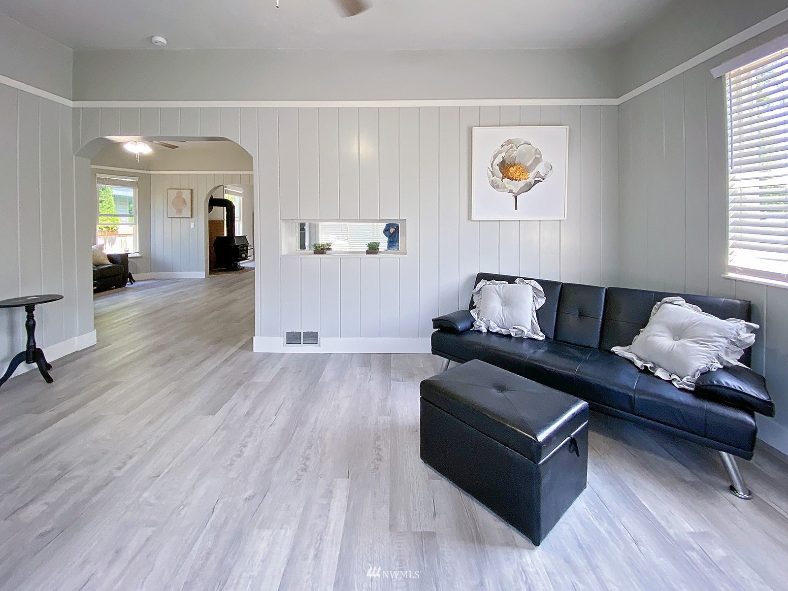 1005 9th Street Southwest Puyallup, WA 98371 - Photo 19 of 40 a living room with furniture and wooden floor