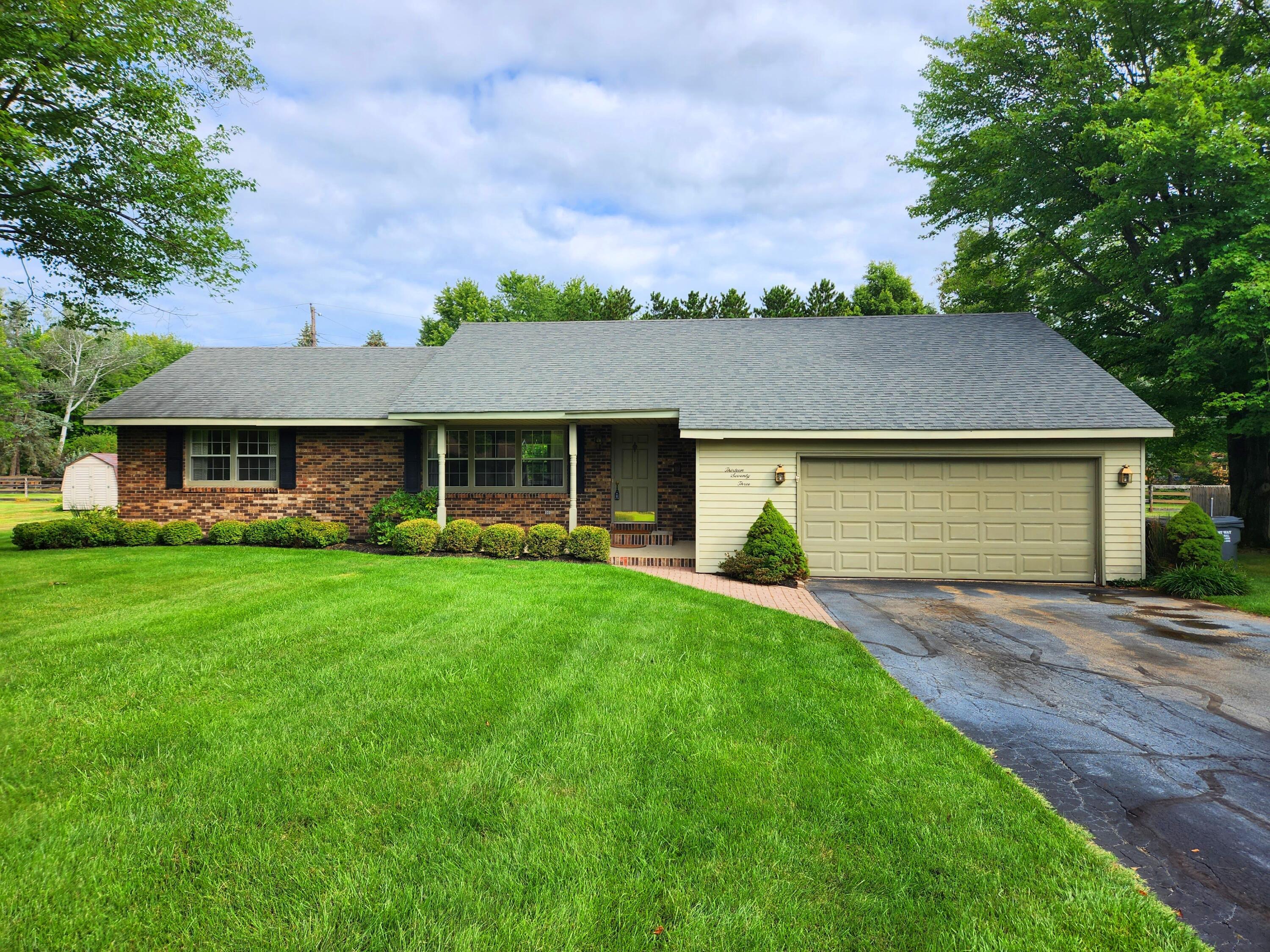 1373 Trebor Road St. Joseph, MI 49085 - Photo 1 of 35 20220907_104215