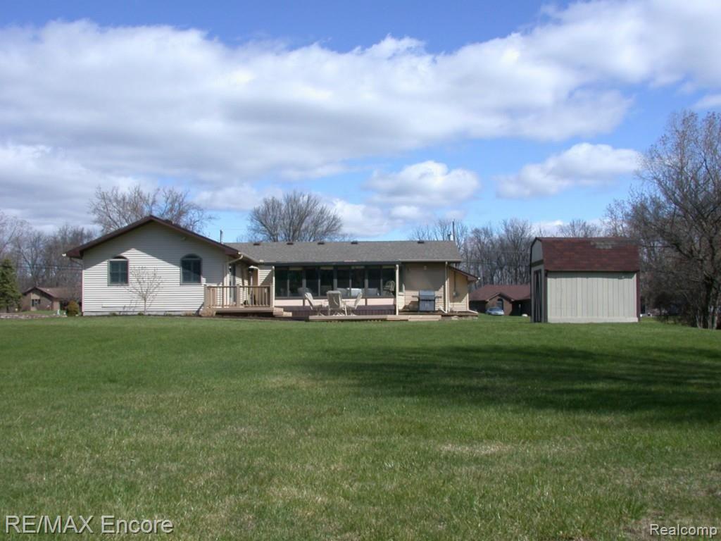 1183 Ruby Avenue Rochester, MI 48309 - Photo 14 of 42 BACK