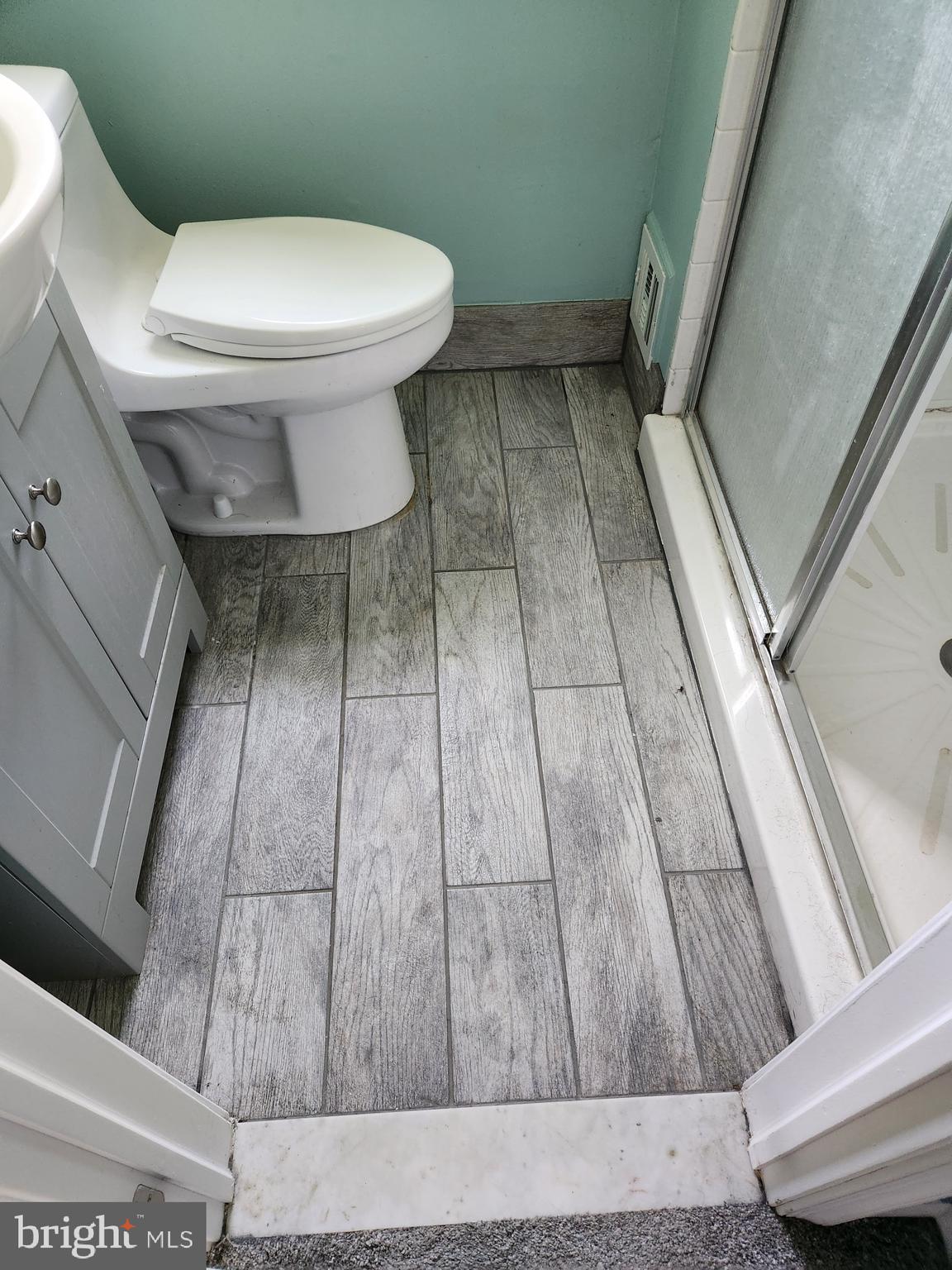 12 Currier Way Ewing, NJ 08628 - Photo 16 of 29