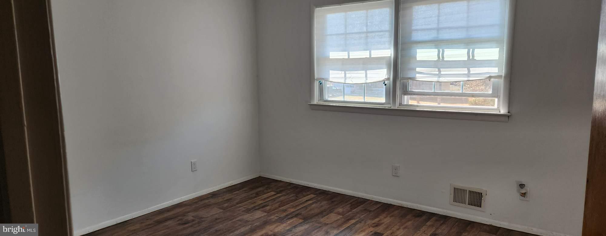 12 Currier Way Ewing, NJ 08628 - Photo 25 of 29