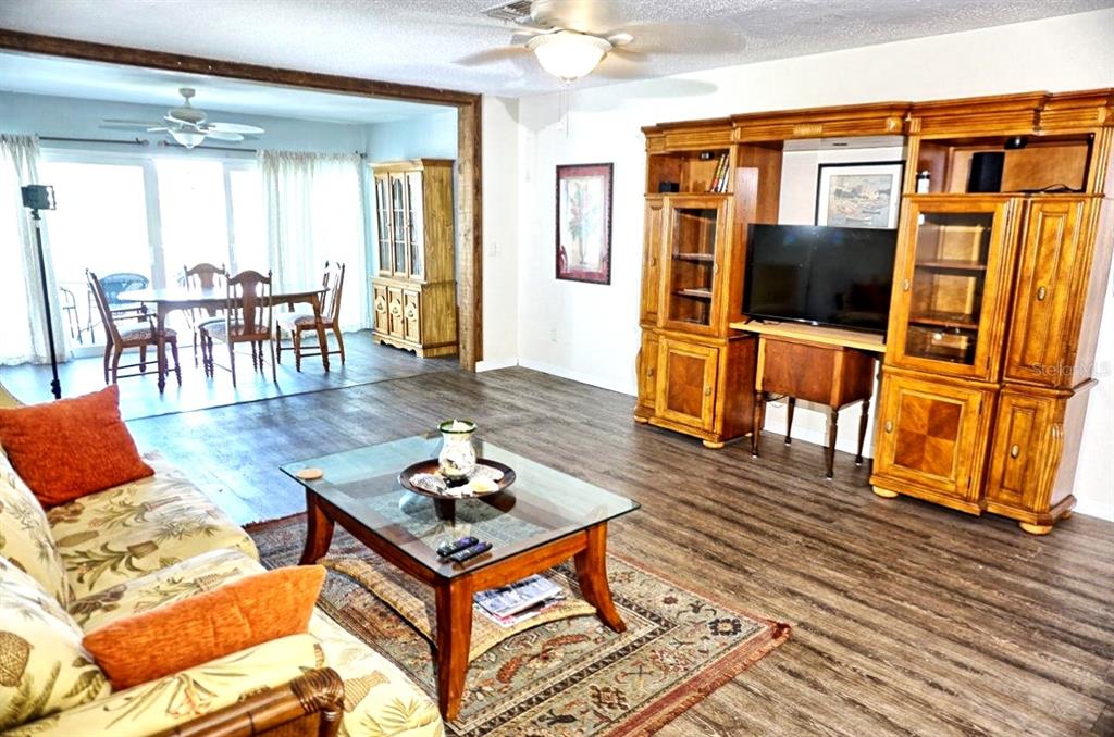 1873 Mazo Manor Road, Unit T9 Lutz, FL 33558 - Photo 4 of 42