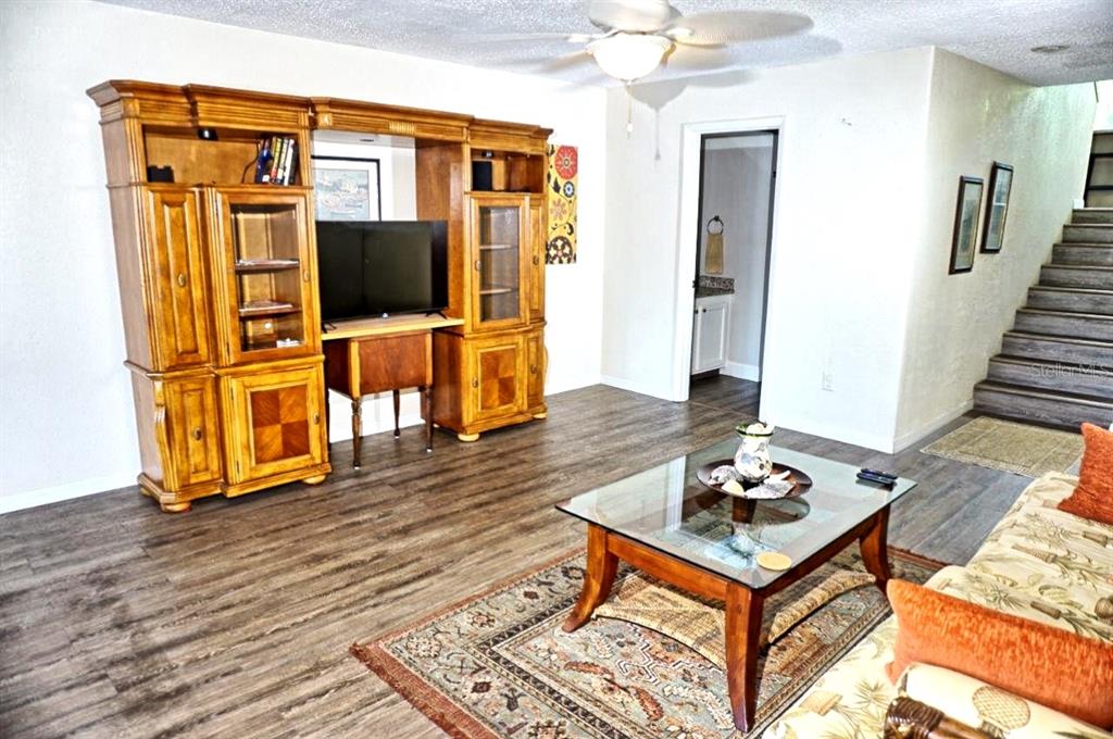 1873 Mazo Manor Road, Unit T9 Lutz, FL 33558 - Photo 5 of 42