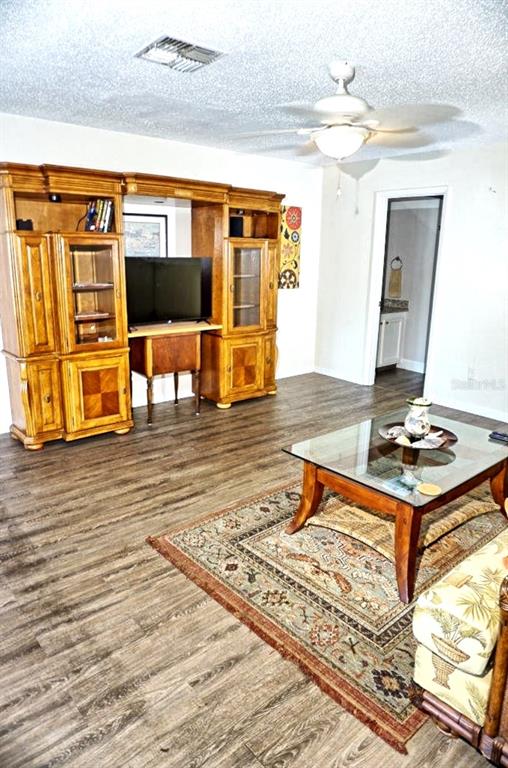 1873 Mazo Manor Road, Unit T9 Lutz, FL 33558 - Photo 6 of 42