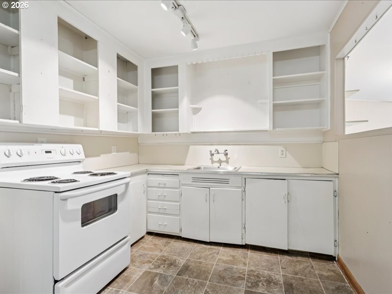 8234 Northeast Webster Street Portland, OR 97220 - Photo 15 of 37 Kitchen
