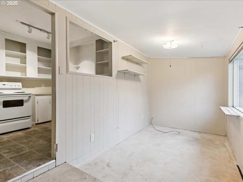 8234 Northeast Webster Street Portland, OR 97220 - Photo 20 of 37 Mud Room