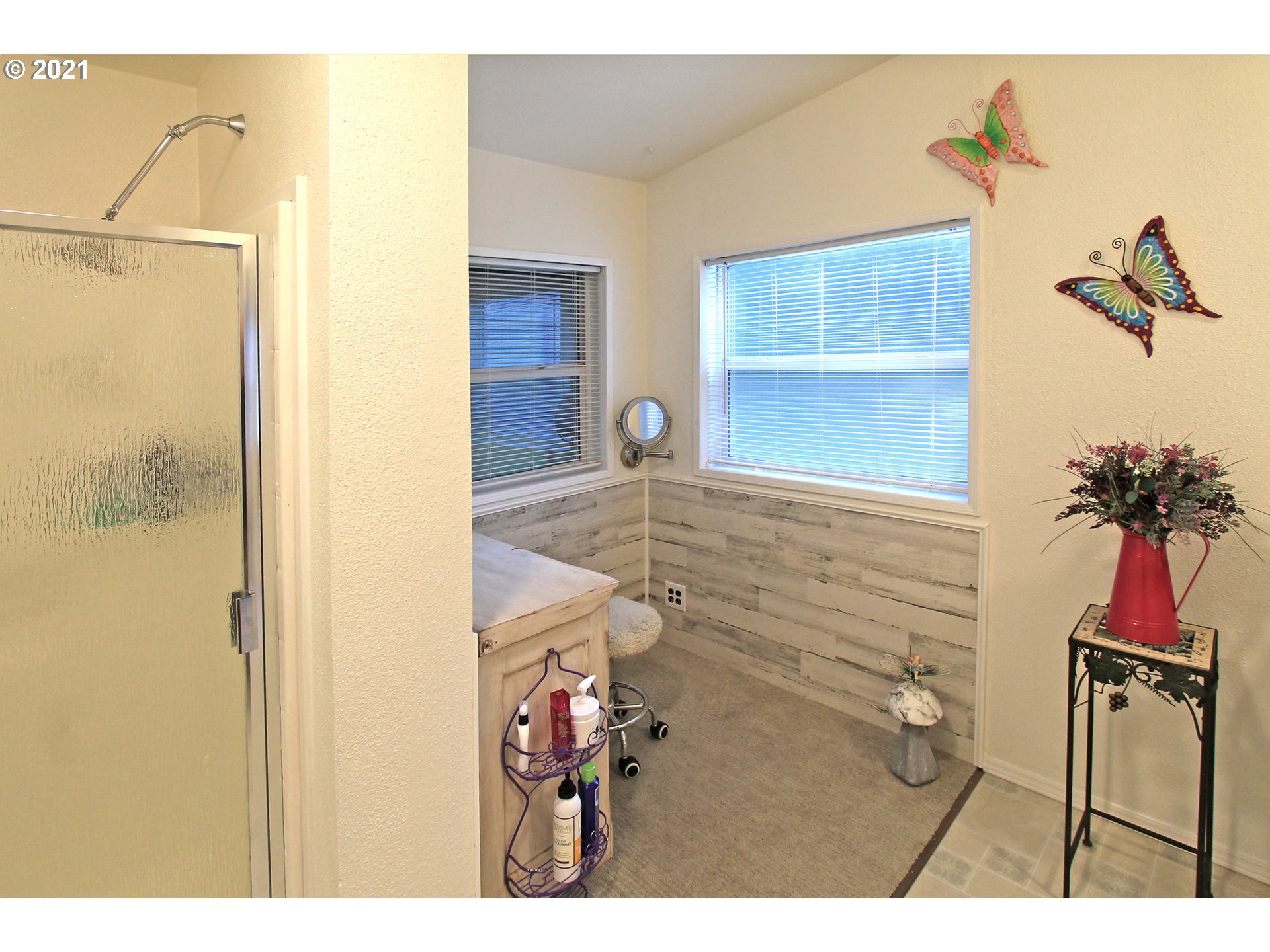 17508 South Palmer Road Oregon City, OR 97045 - Photo 13 of 32
