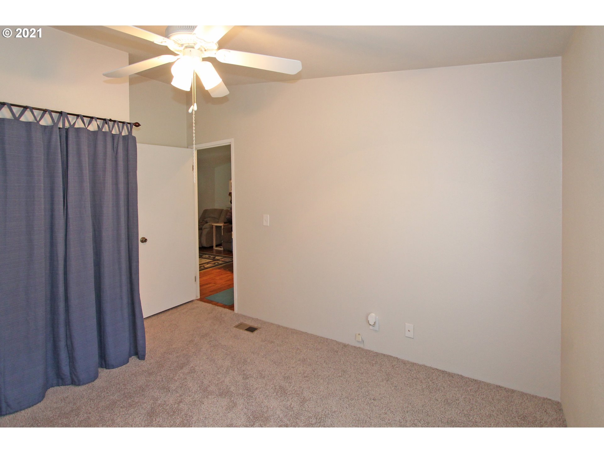17508 South Palmer Road Oregon City, OR 97045 - Photo 10 of 32
