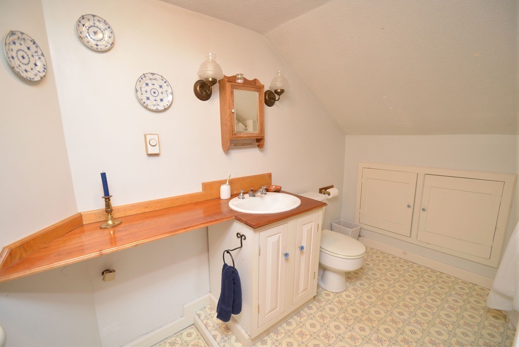 126 Wilson Road Belchertown, MA 01007 - Photo 27 of 30