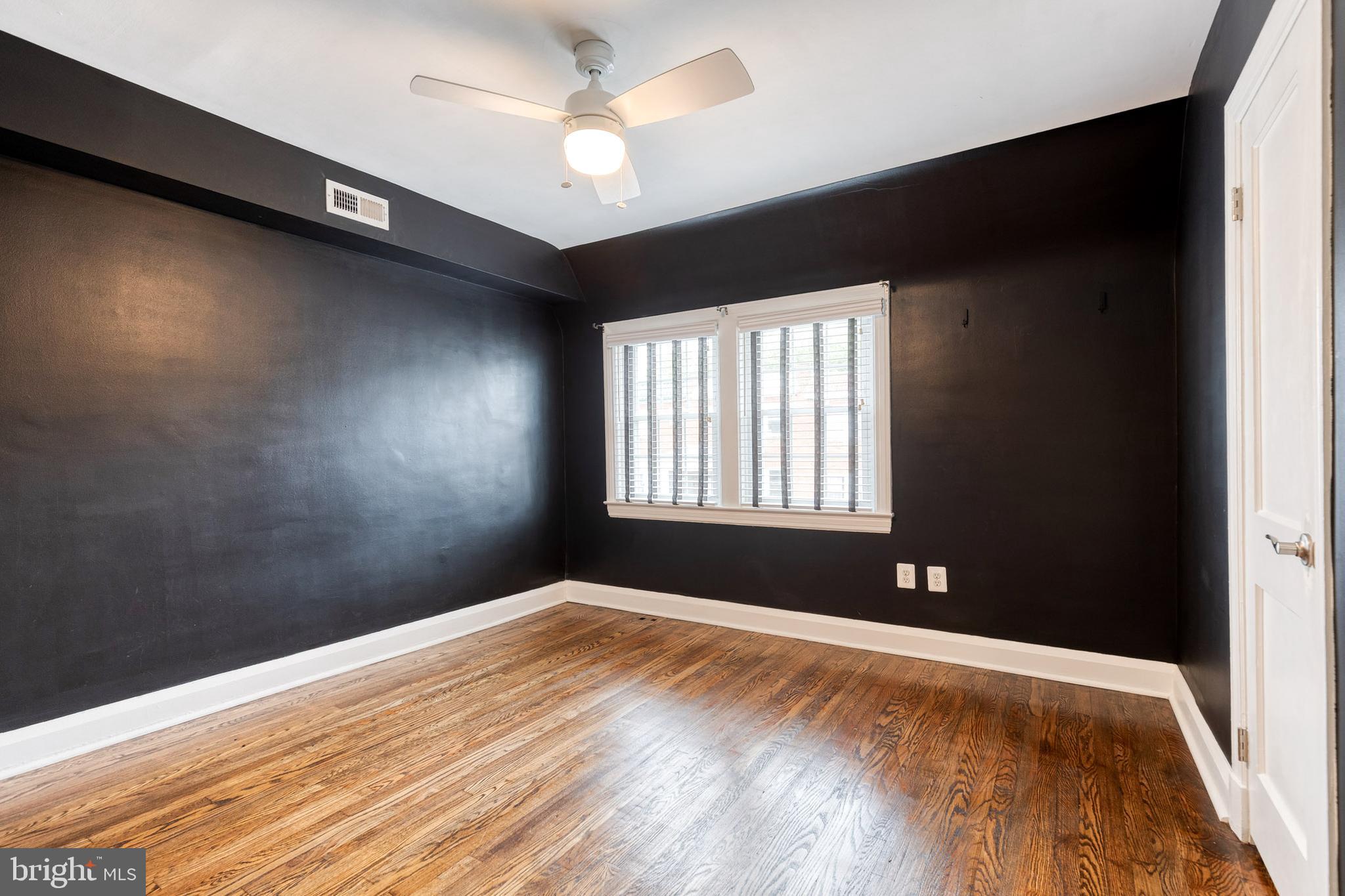 6843 Dunbar Road Baltimore, MD 21222 - Photo 17 of 25