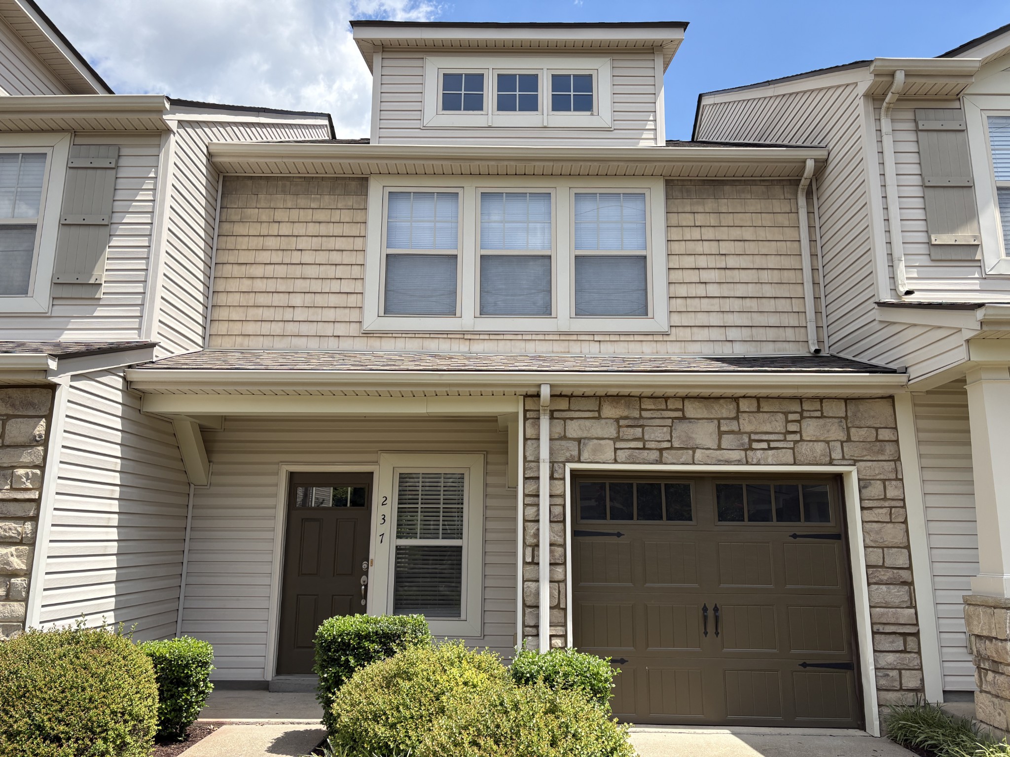 735 Tulip Grove Road, Unit 237 Hermitage, TN 37076 - Photo 2 of 22