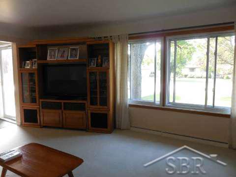 11125 South Evergreen Road Birch Run, MI 48415 - Photo 6 of 27 20366186-5.JPG