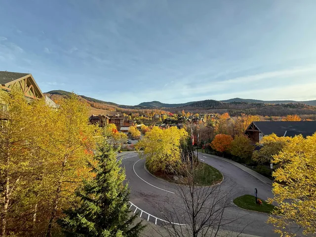 $519,000 | 7412 Mountain Road, Unit 1426, Stowe, VT 05672